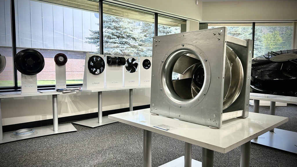 ikumi5574♡EBM RG FG ebm-papst axial fans